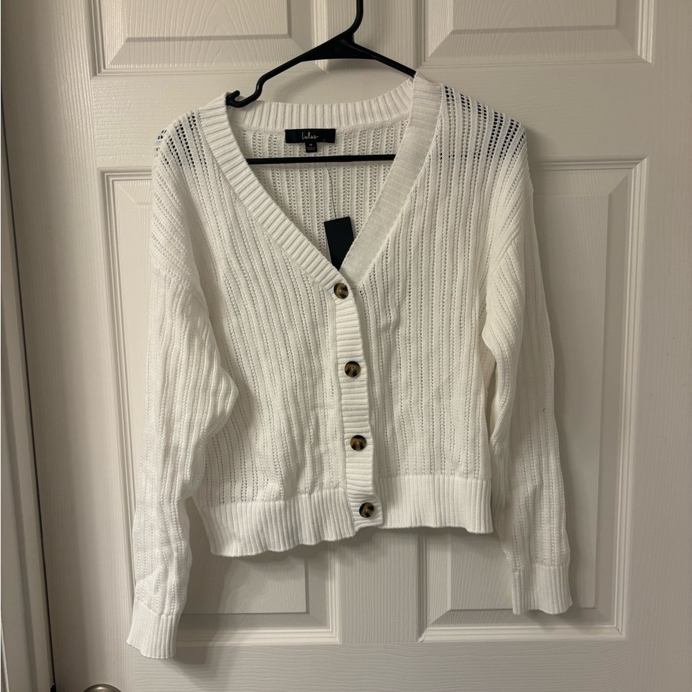 Lulu's Classic White V-Neck Sweater